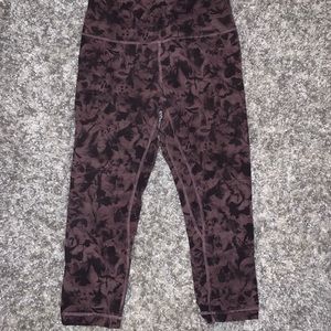 Lululemon cropped leggings